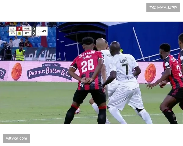 吉达联合3比0大胜费哈,本泽马梅开二度近夺冠 吉达联合3比0大胜费哈,本泽马梅开二度近夺冠